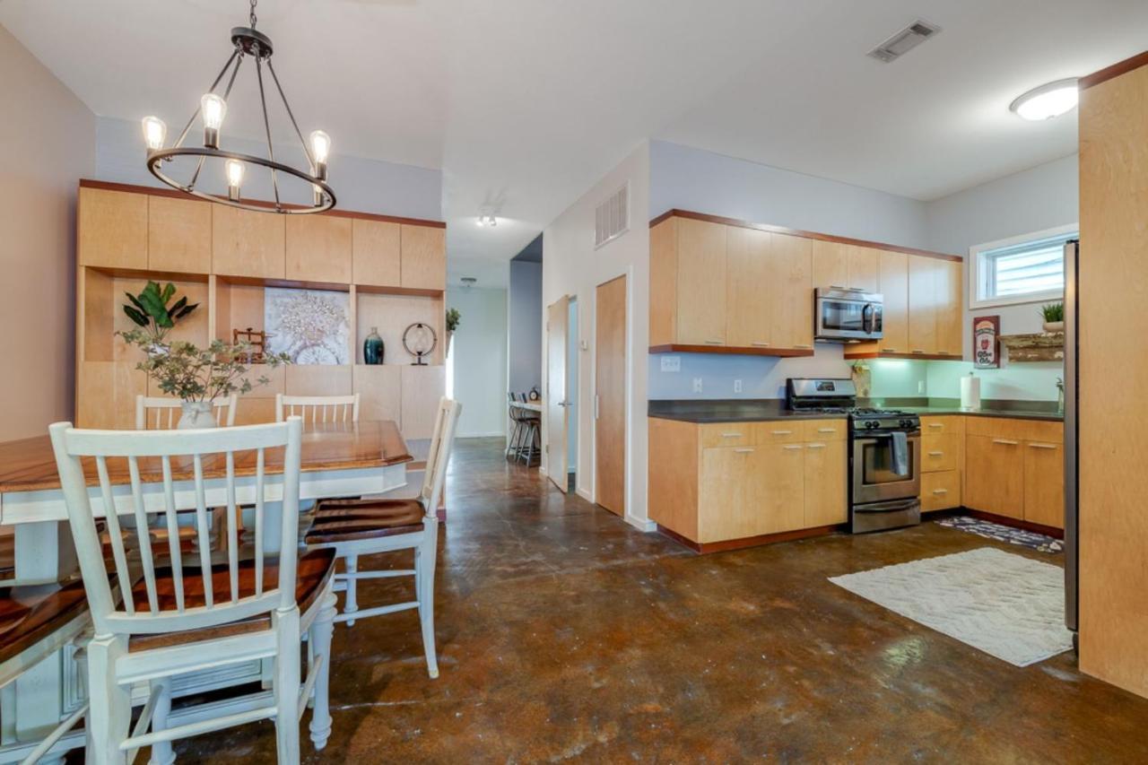 Three-Bedroom Townhouse,1336327664:JPEG