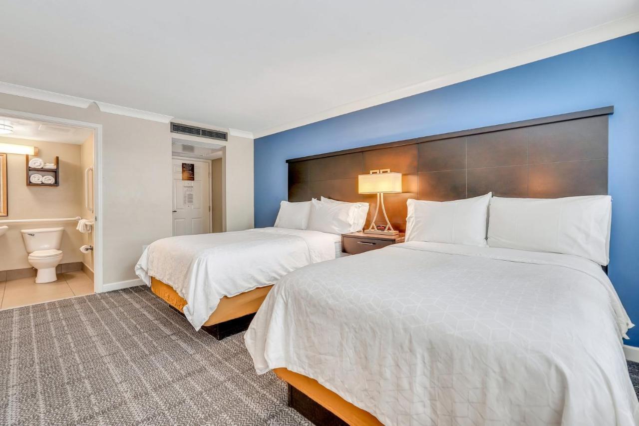 Double Room with Two Double Beds - Disability Access with Roll In Shower