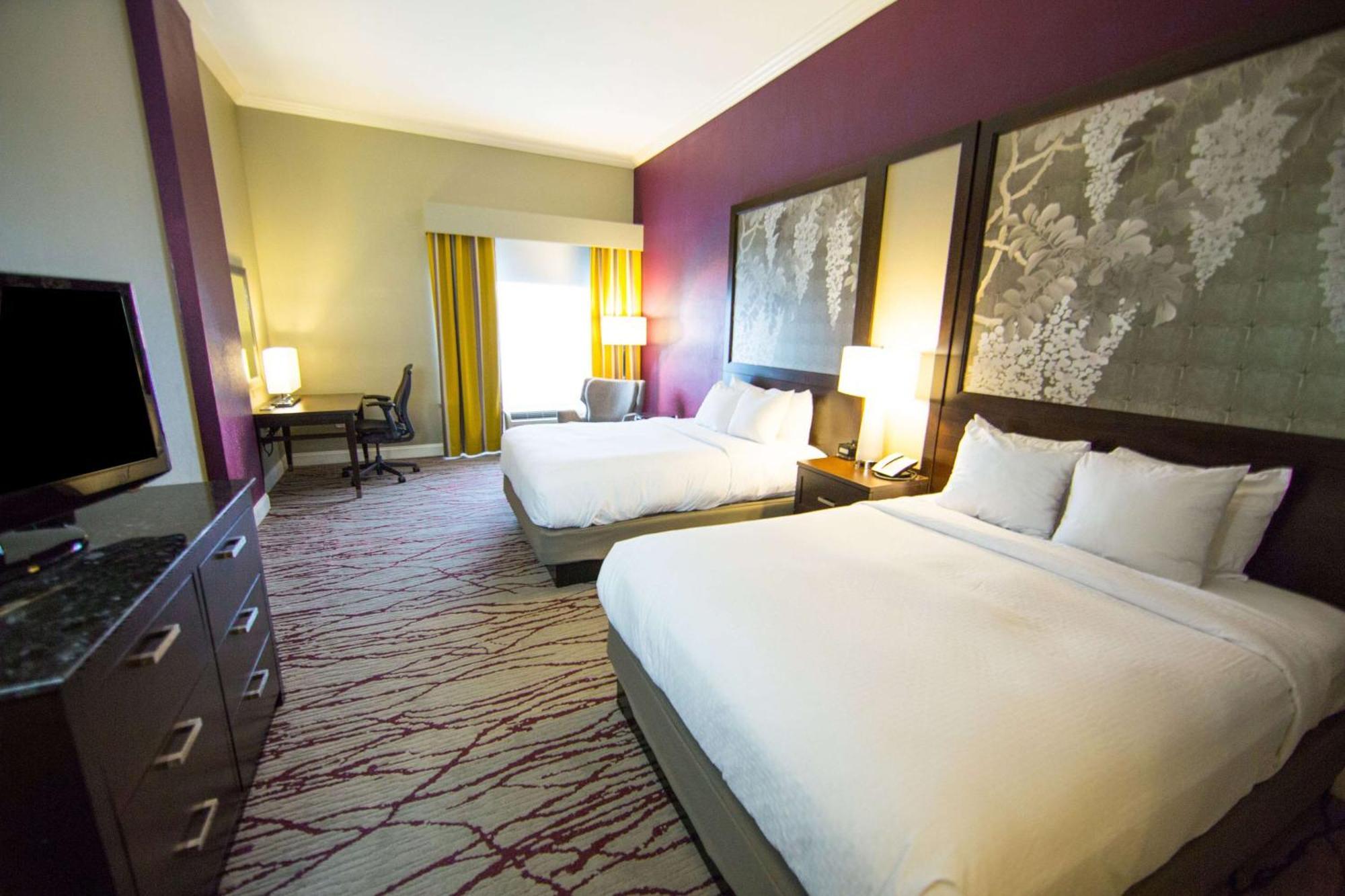 Queen Room with Two Queen Beds and Spa Bath - Non-Smoking