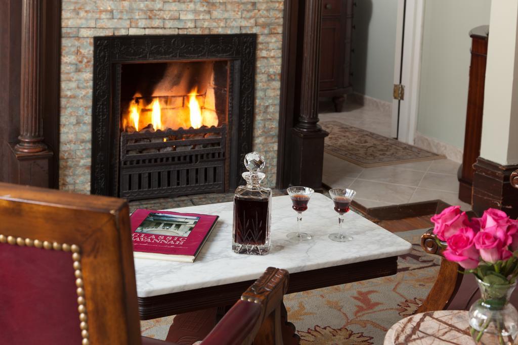 King Room - Huntingdon Garden,1538056399:JPEG