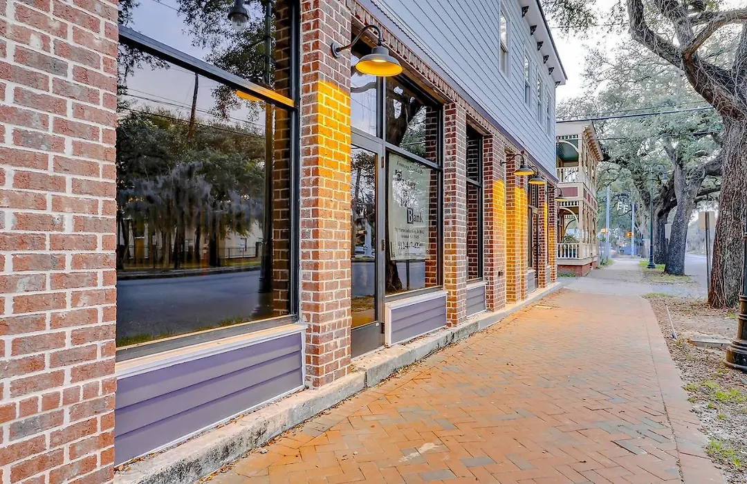 Savannah Serenade - Suite D-1