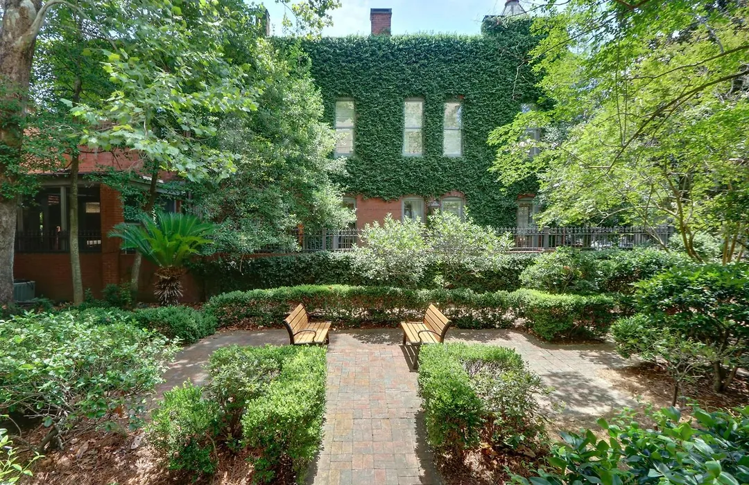 Liberty Street Retreat-1