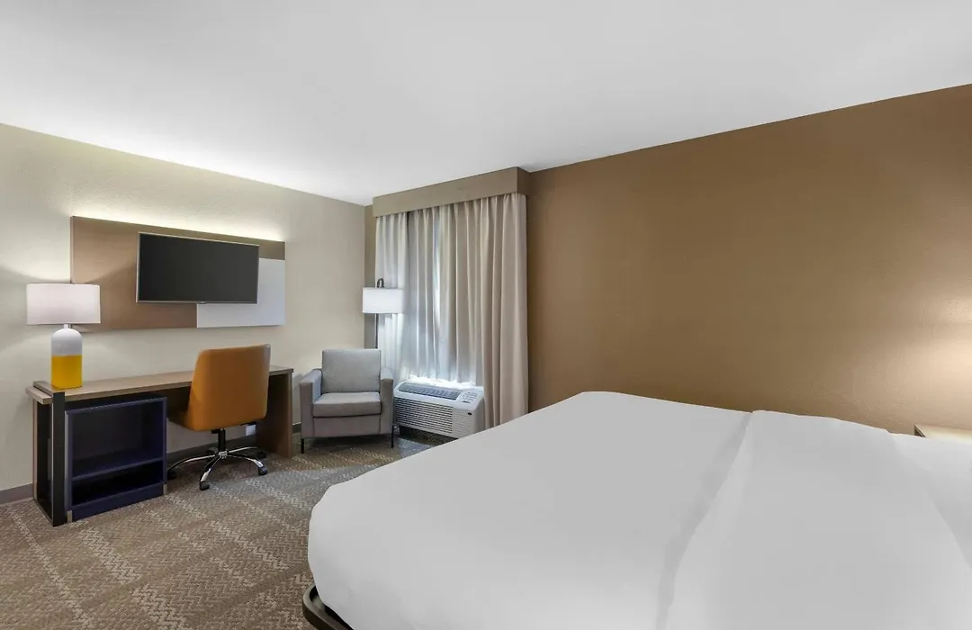 Comfort Inn & Suites Savannah Airport-1