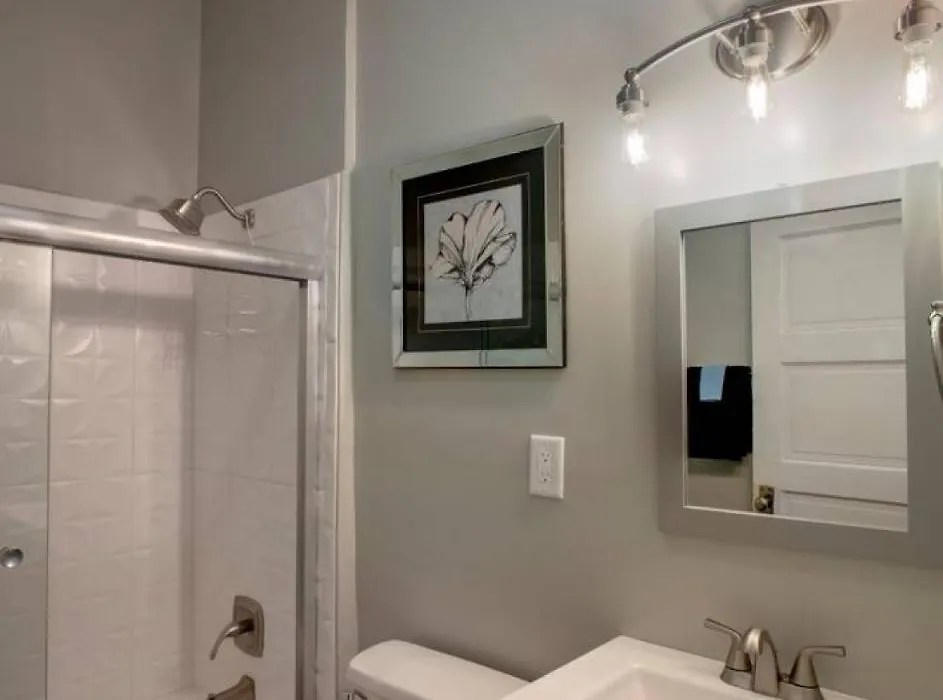 414 Waldburg A - Newly Renovated Apt With Outdoor Space!-1