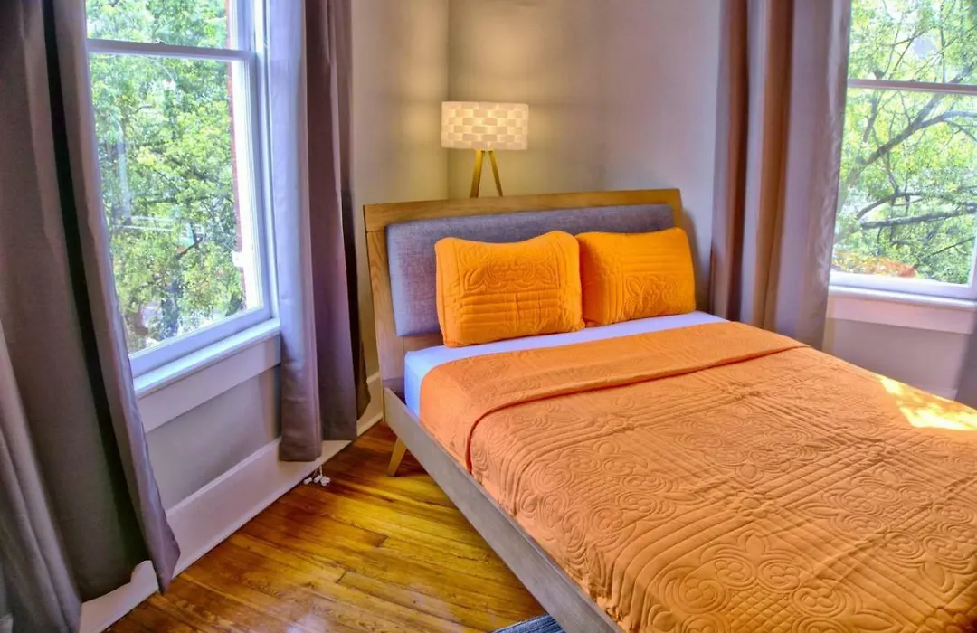 Beautiful Brick 2 Bedroom Home-1