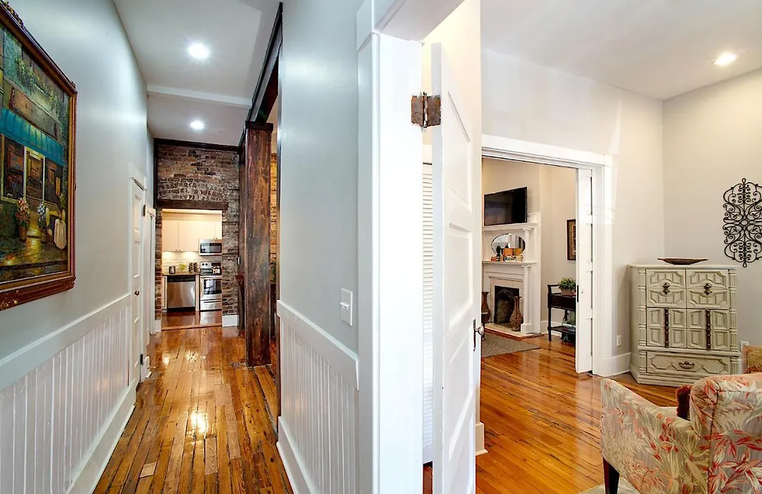 Newly Renovated Historic Savannah Townhome!-1