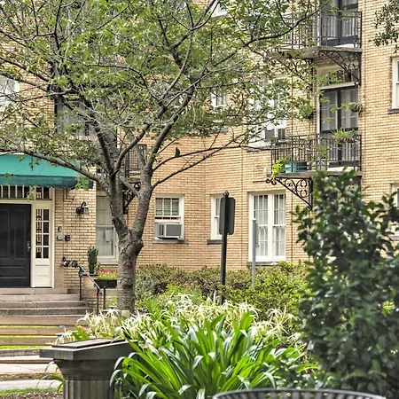 Walkable Savannah Escape In Historic District!-2