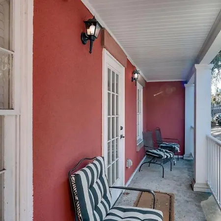 4 Bedroom Beauty Steps From The River-3