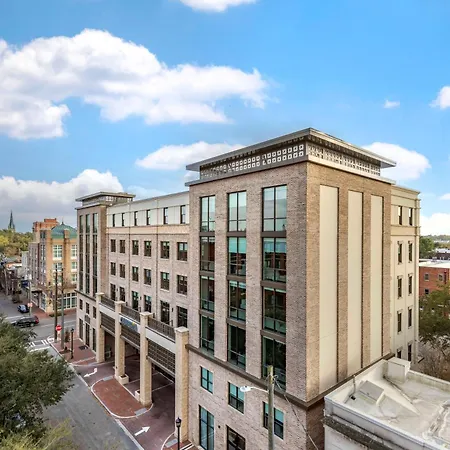 Cambria Hotel Savannah Downtown Historic District-3