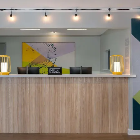 Spark By Hilton Savannah Midtown-2