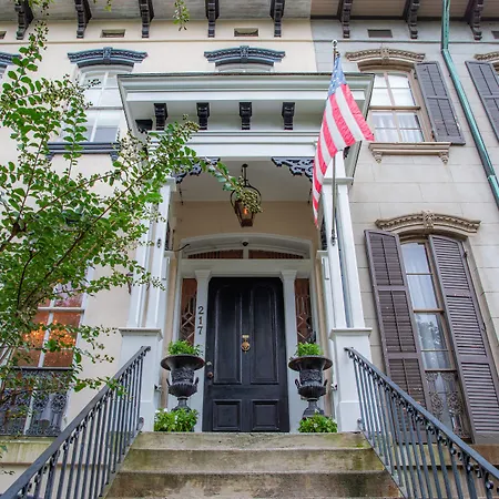 Justine Inn Savannah-3
