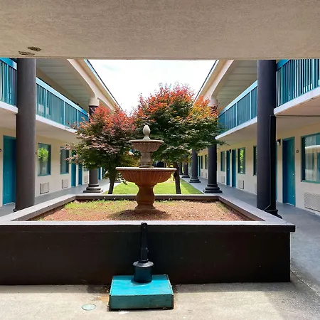 Studio 6 Extended Stay - Savannah, Ga - Gateway & I-95-2