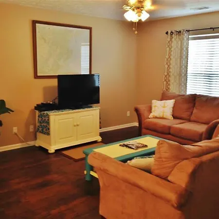Clean And Cozy Savannah House Near Tybee Beaches!-2
