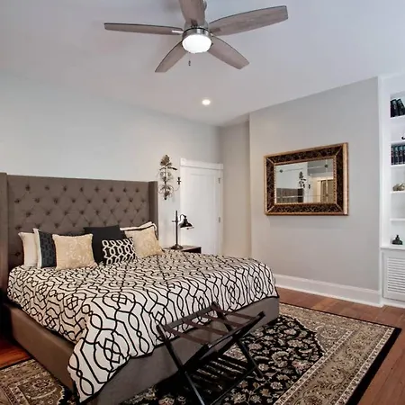 Newly Renovated 4 Bed 3 Bath And 2 Parking Spots-3